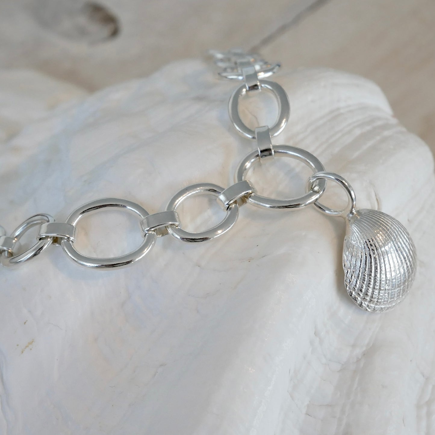 Signature Bamburgh Maxi Seashell Chain Necklace