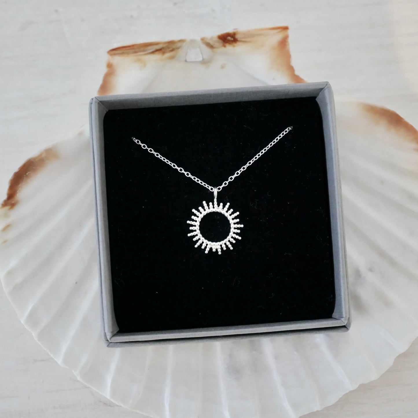 Capillary Necklace