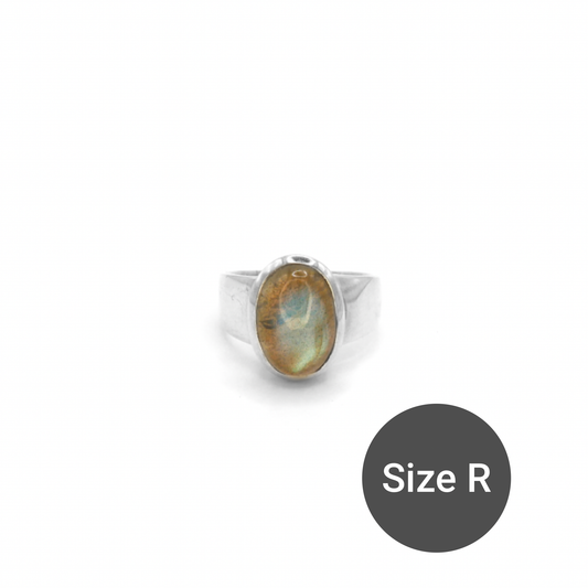 Labradorite Sweetie Ring