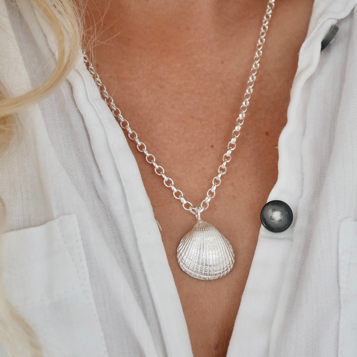Bamburgh Maxi Shell Necklace