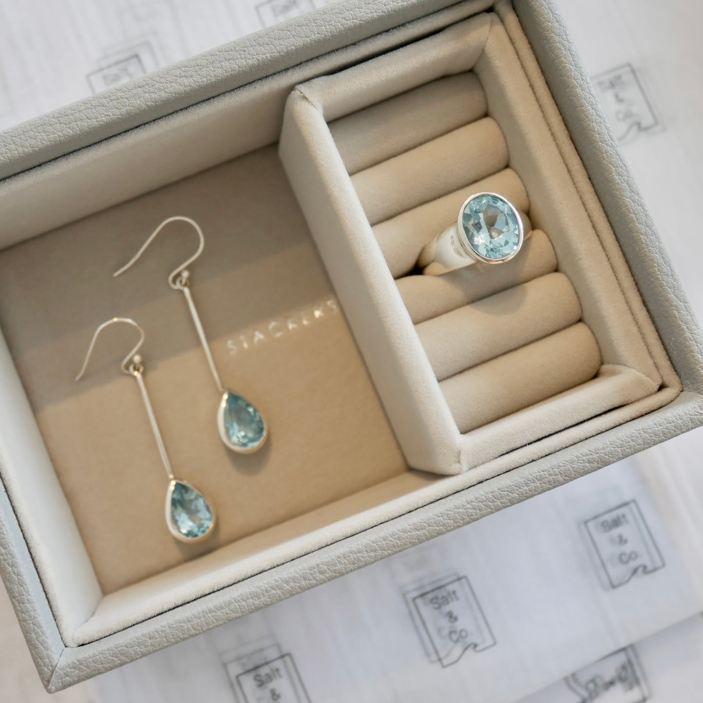 Topaz Midi Cinderella Ring