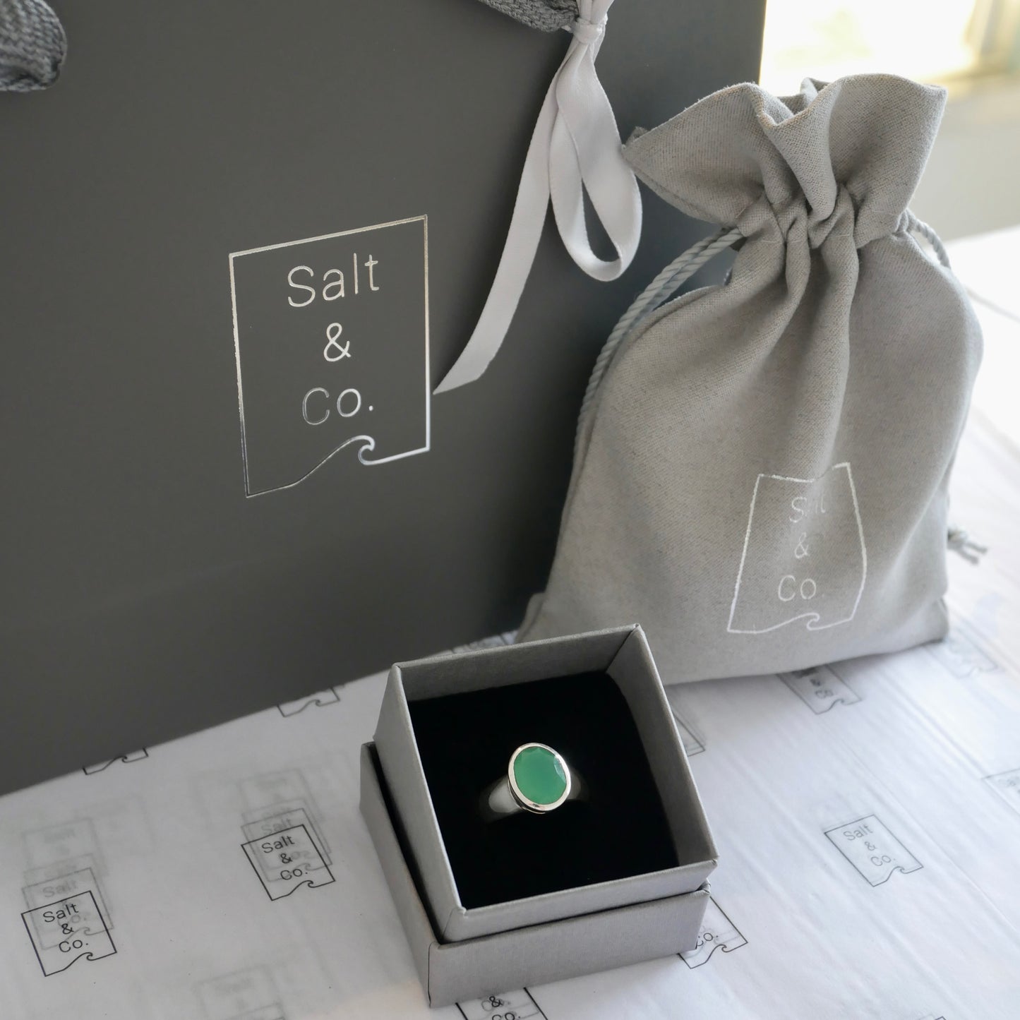 Chrysoprase Midi Cinderella Ring