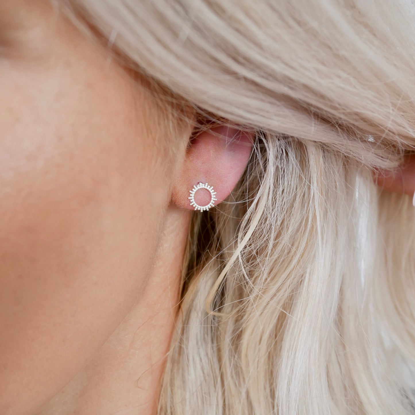 Capillary Studs