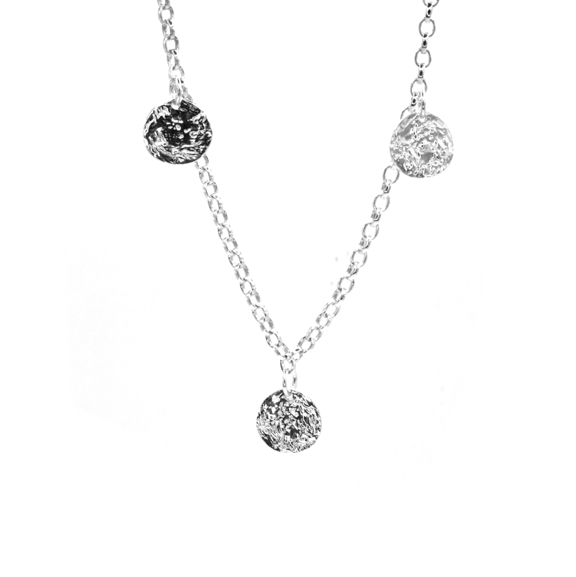 Hammered Disc Trio Necklace