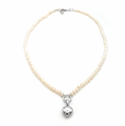 Button Pearl LOVE Necklace