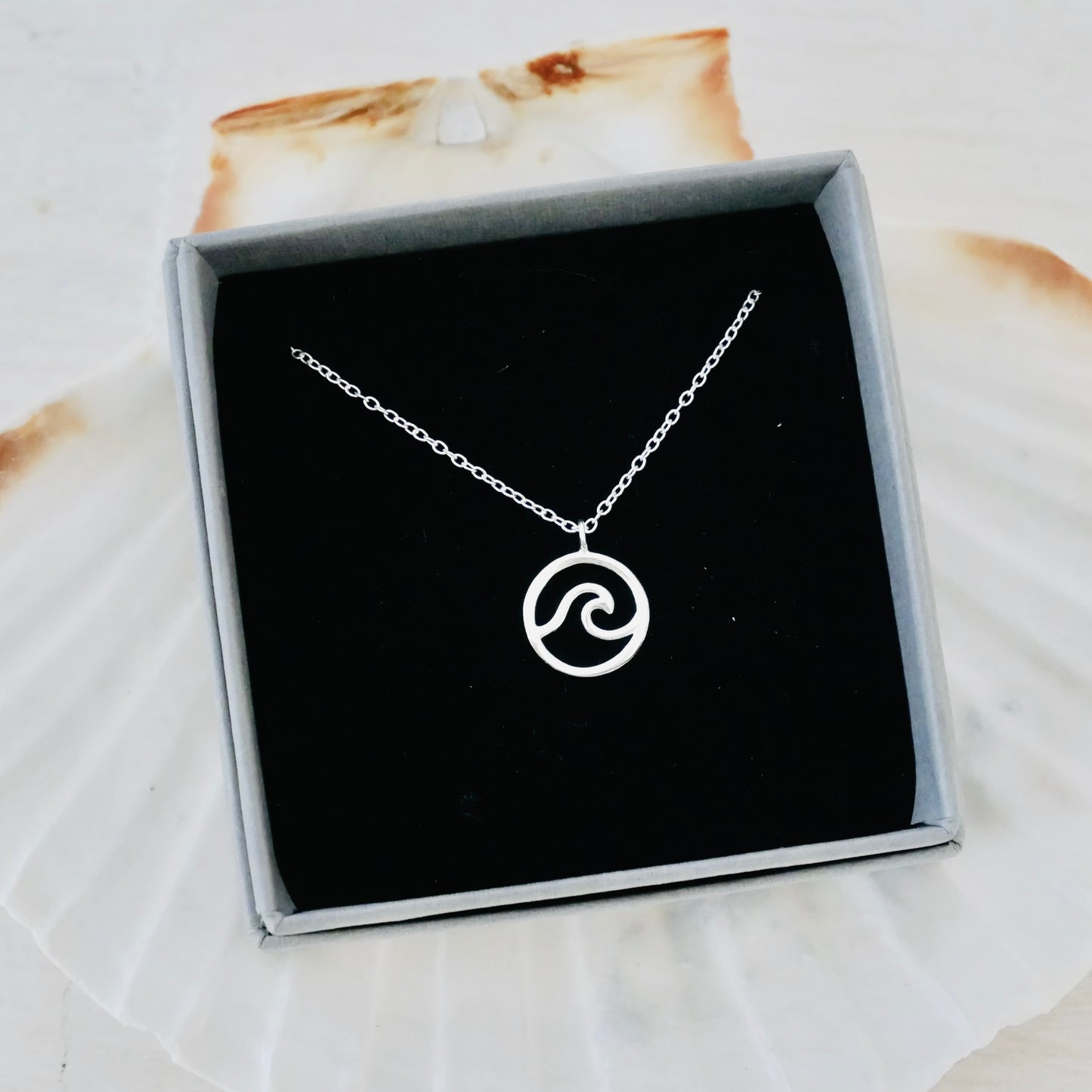 Wave Necklace