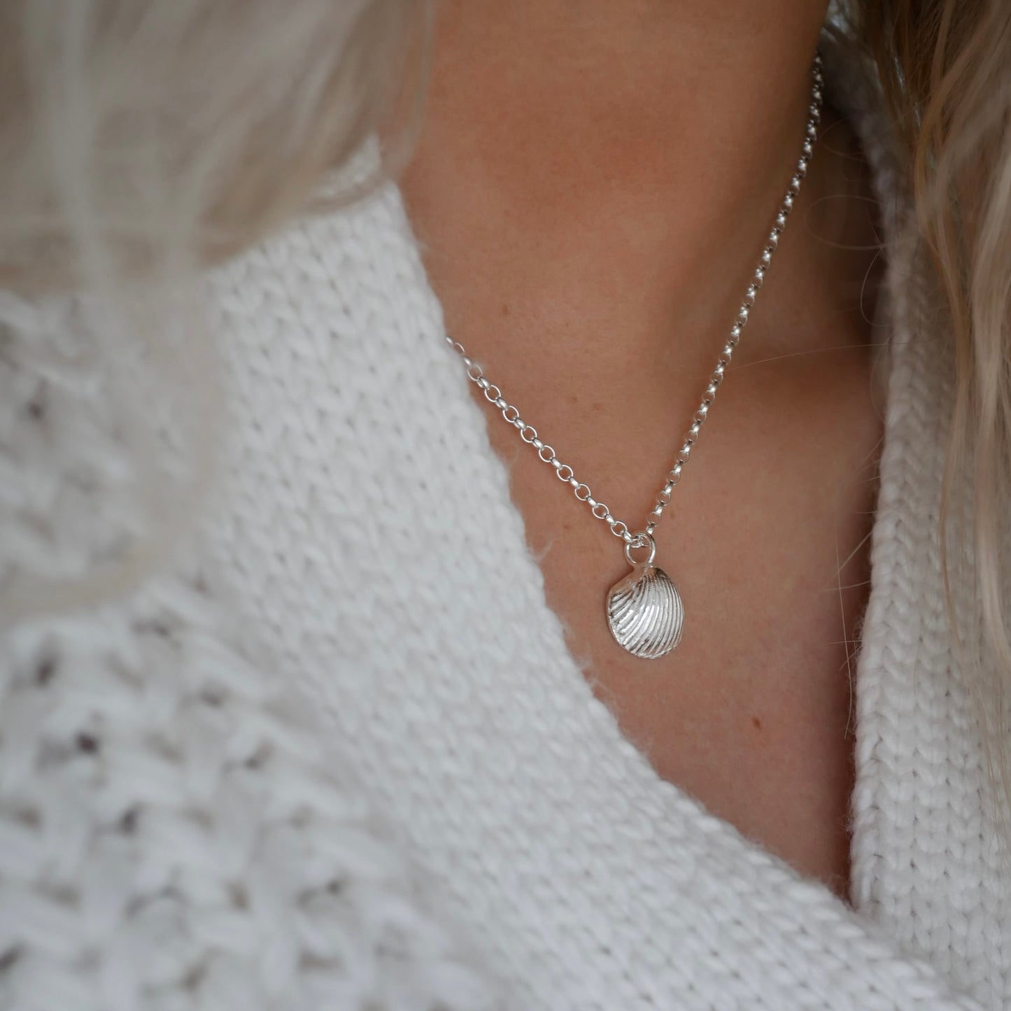 Alnmouth Midi Shell Necklace